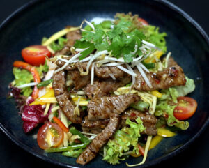 koriander thai beef salad