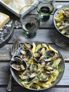 zomerse pastarecepten: pasta vongole venkel